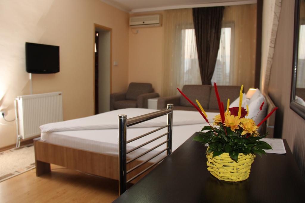 Garni Hotel Rile Men Ni Chambre photo
