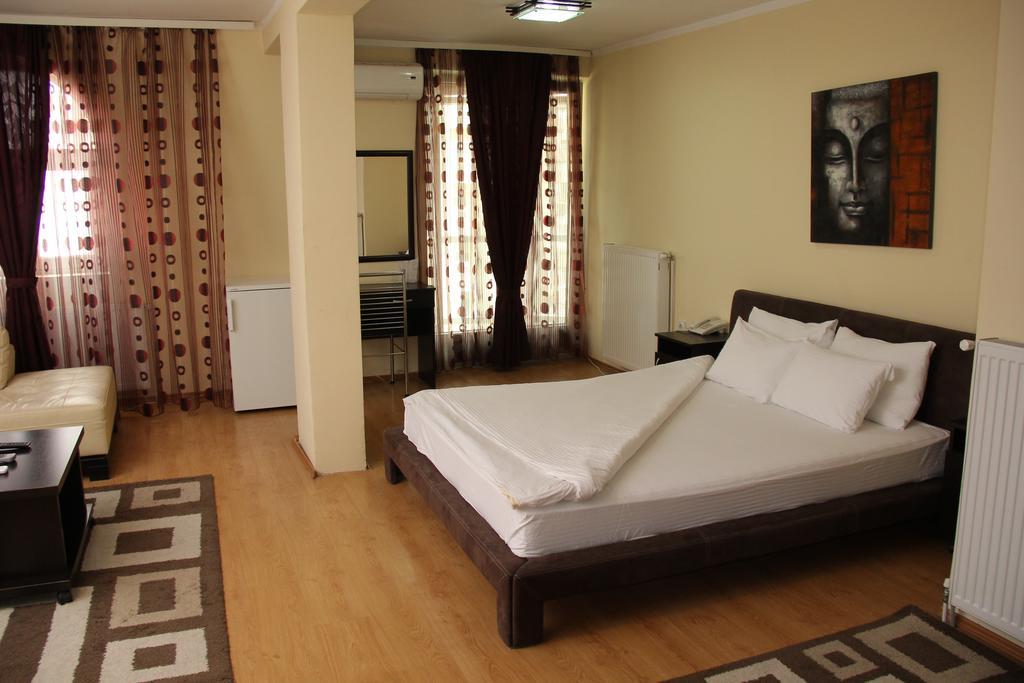 Garni Hotel Rile Men Ni Chambre photo