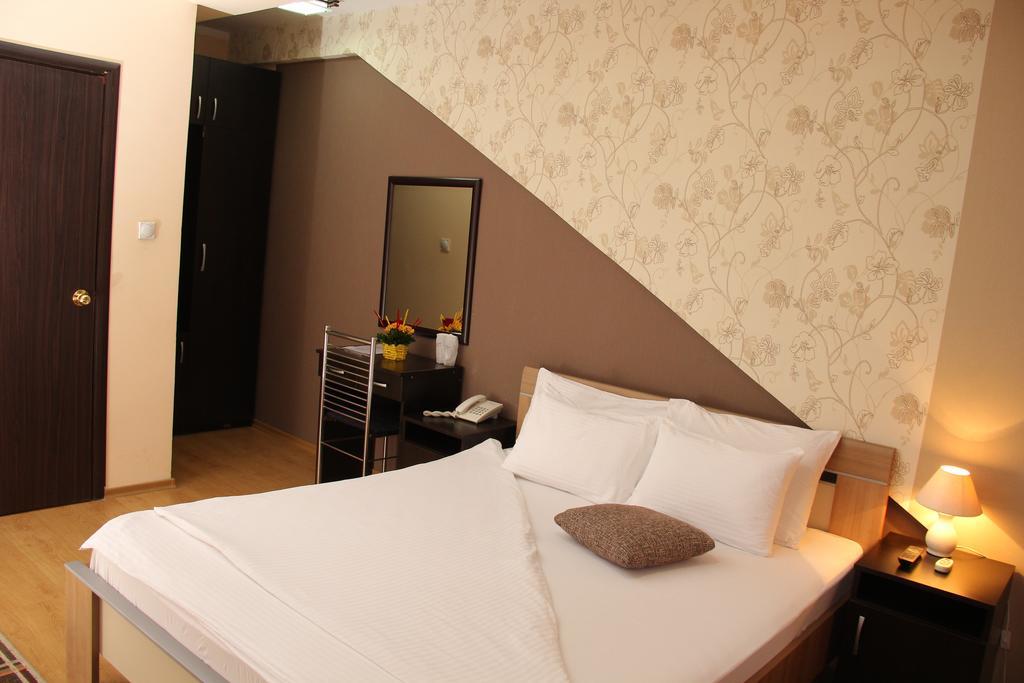 Garni Hotel Rile Men Ni Chambre photo