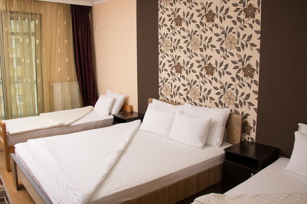 Garni Hotel Rile Men Ni Chambre photo