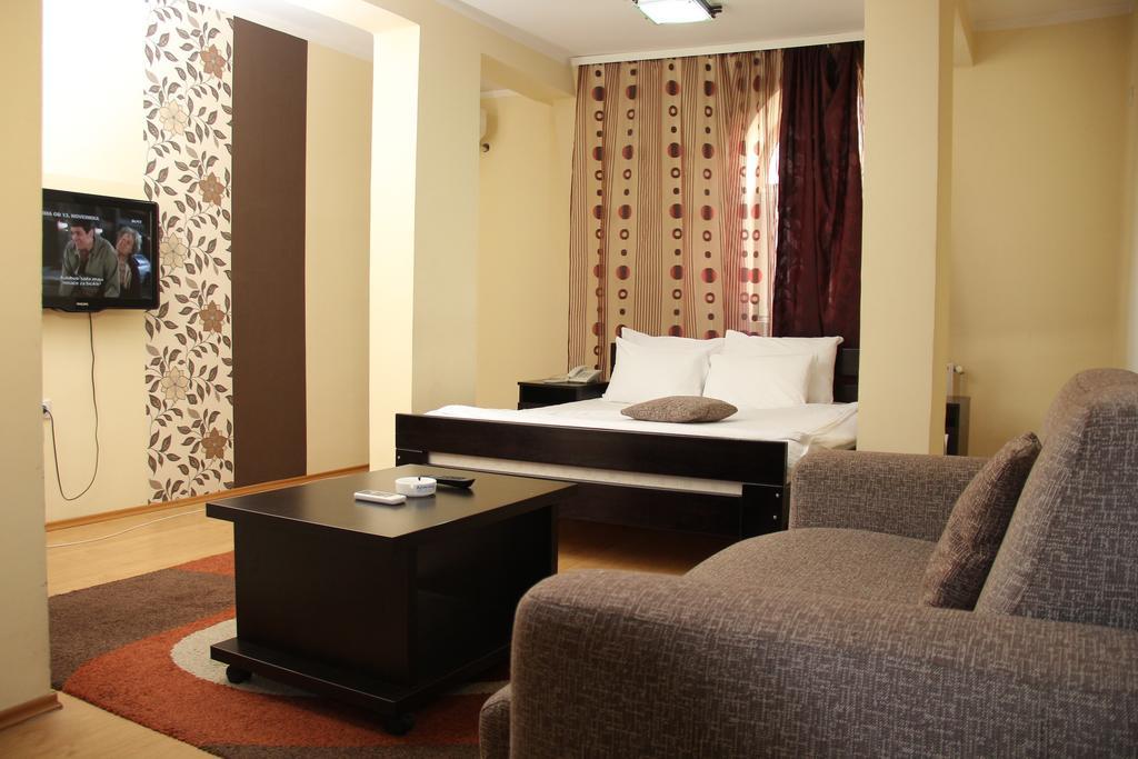 Garni Hotel Rile Men Ni Chambre photo
