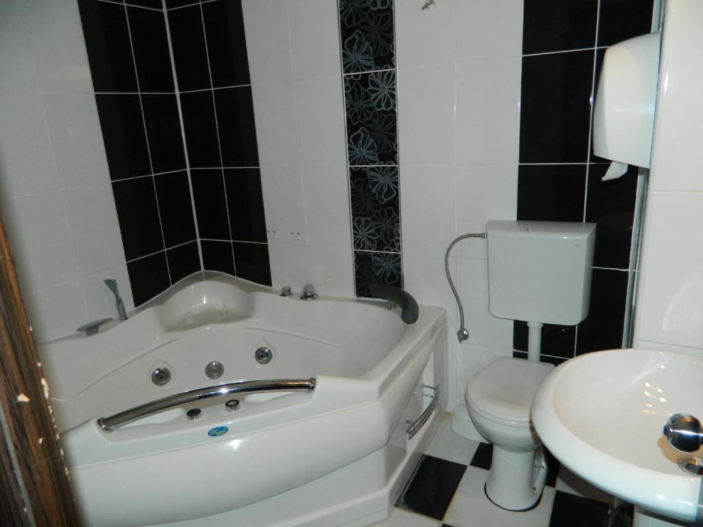 Garni Hotel Rile Men Ni Chambre photo