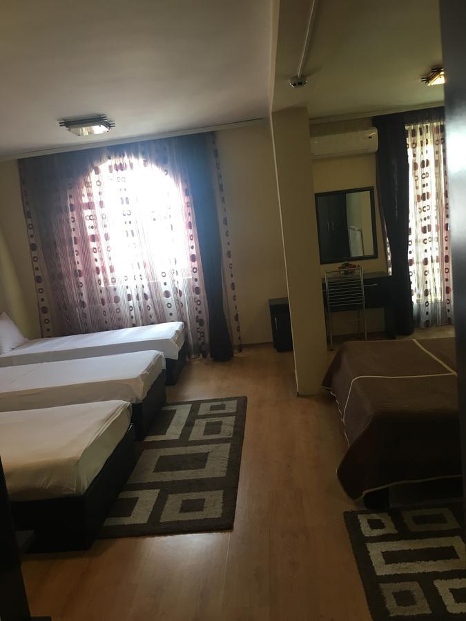 Garni Hotel Rile Men Ni Extérieur photo