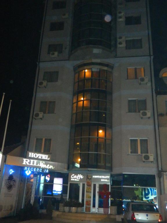 Garni Hotel Rile Men Ni Extérieur photo